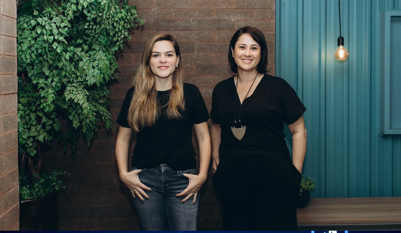 Lara Tristão (CMO) e Fernanda Bardella (CEO), cofundadoras da Parentallis. Foto: divulgação