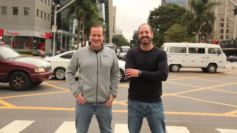 Pedro Meduna e Tiago Wigman, co-fundadores da L4. Foto: Divulgação