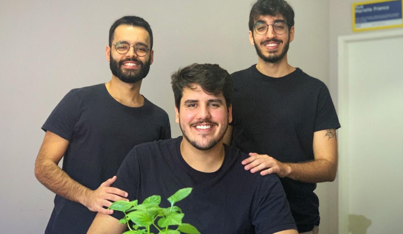 Rodrigo Farina, Bruno Arouca e Juan Correa, fundadores da Brota