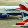 Aeronaves da British Airways no Aeroporto de Gatwick, em Londres.