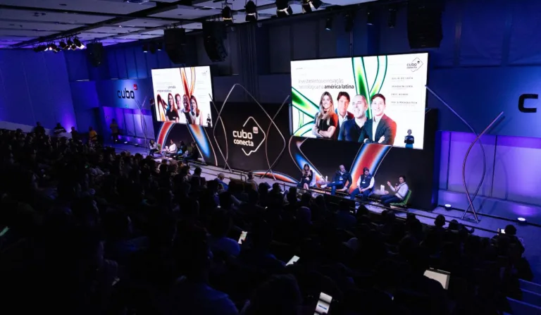 Evento Cubo Conecta durante a São Paulo Tech Week 2024