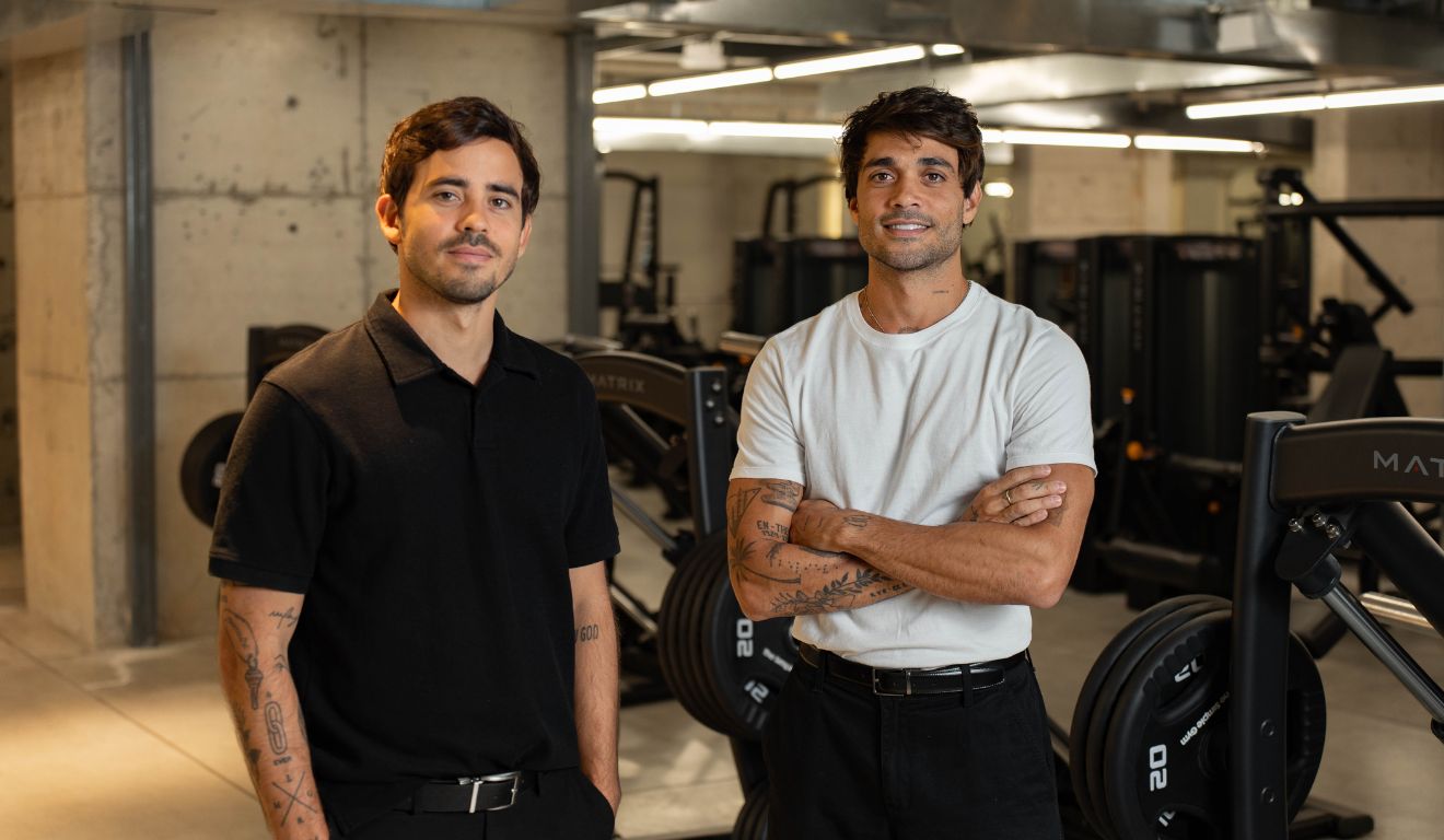 Os irmãos Gustavo e Gabriel Rodrigues, fundadores da The Simple Gym