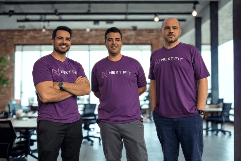 Douglas Waltricke (CEO), Guilherme Waltricke (CPO) e Luiz Otávio Gava (CTO), cofundadores da Next Fit | Foto: Divulgação