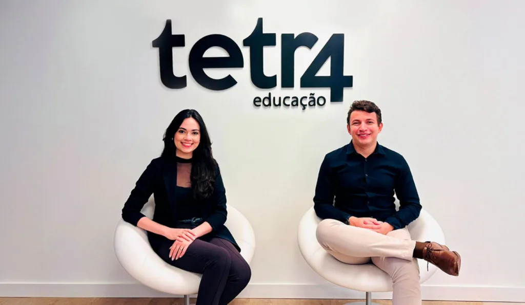 A sócia Stephanie Barreto e o CEO Jheython Santana, da Tetra Educação A sócia Stephanie Barreto e o CEO Jheython Santana, da Tetra Educação
