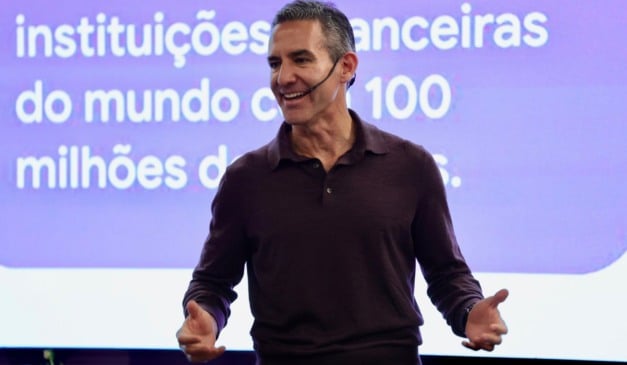David Vélez, fundador do Nubank, durante evento na sede do banco, em São Paulo | Foto: Divulgação
