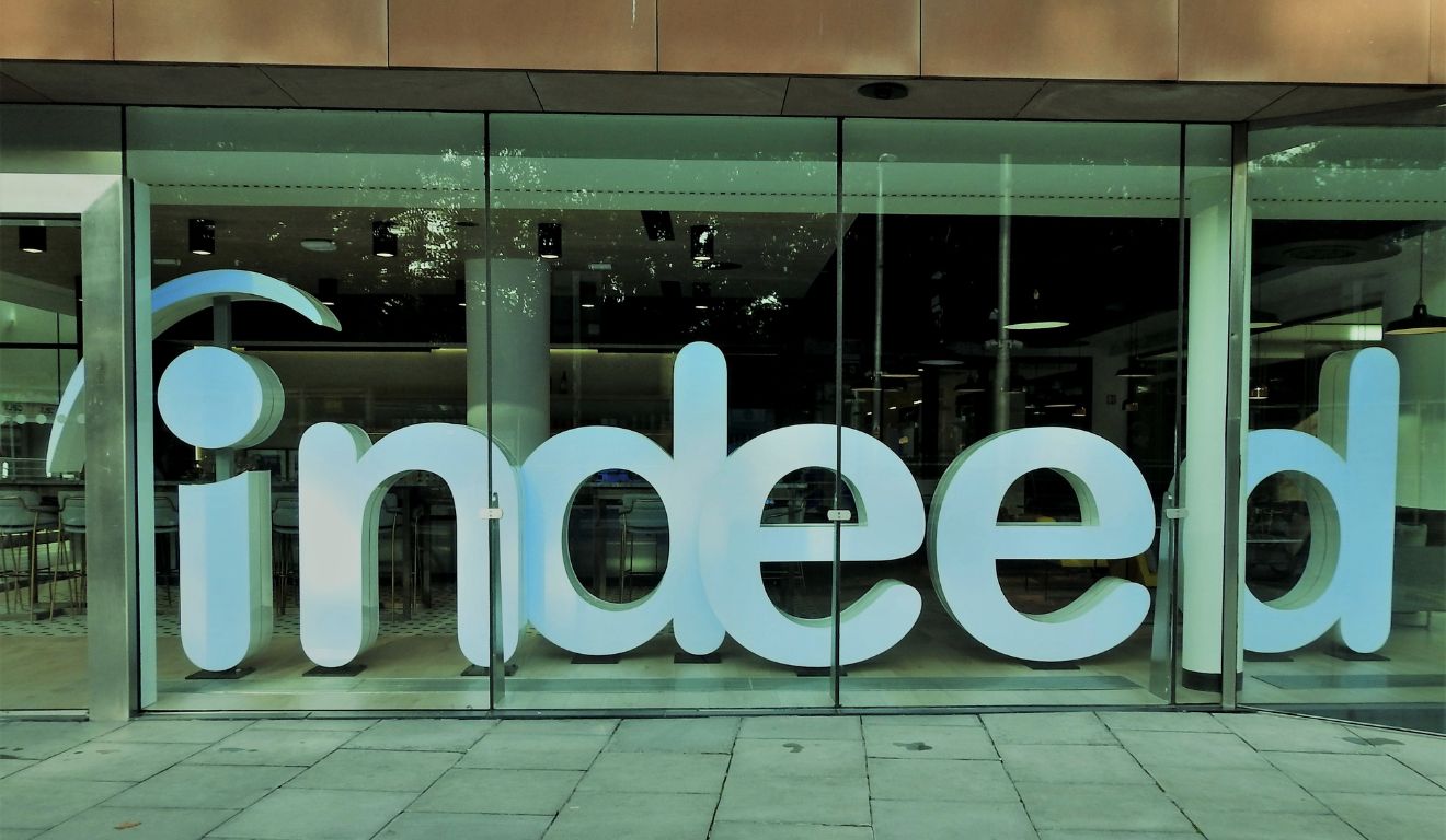 Operações da Indeed vão absorver a Glassdoor | Foto: Shutterstock