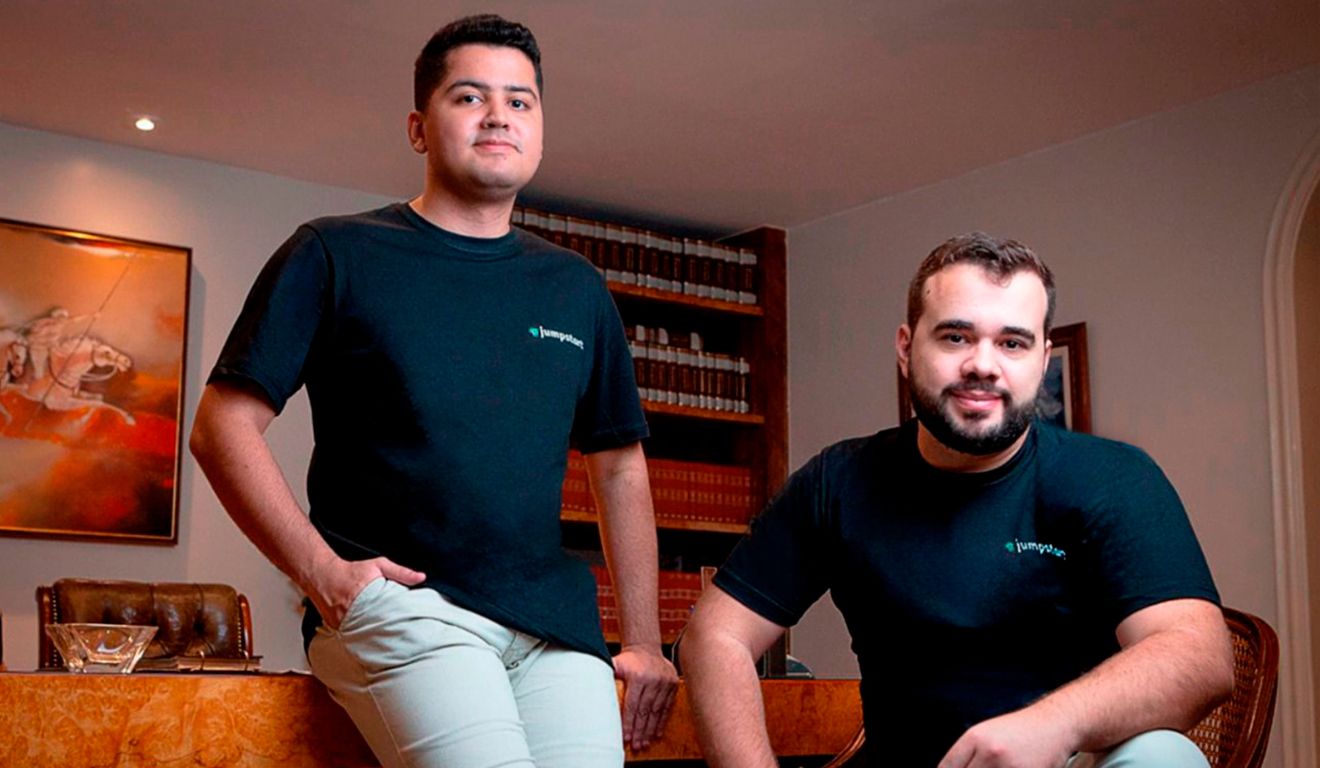 A Jumpstart foi criada por Fabiano Rocha e Mateus Nobre, colegas no Instituto Tecnológico de Aeronáutica (ITA) | Foto: Divulgação