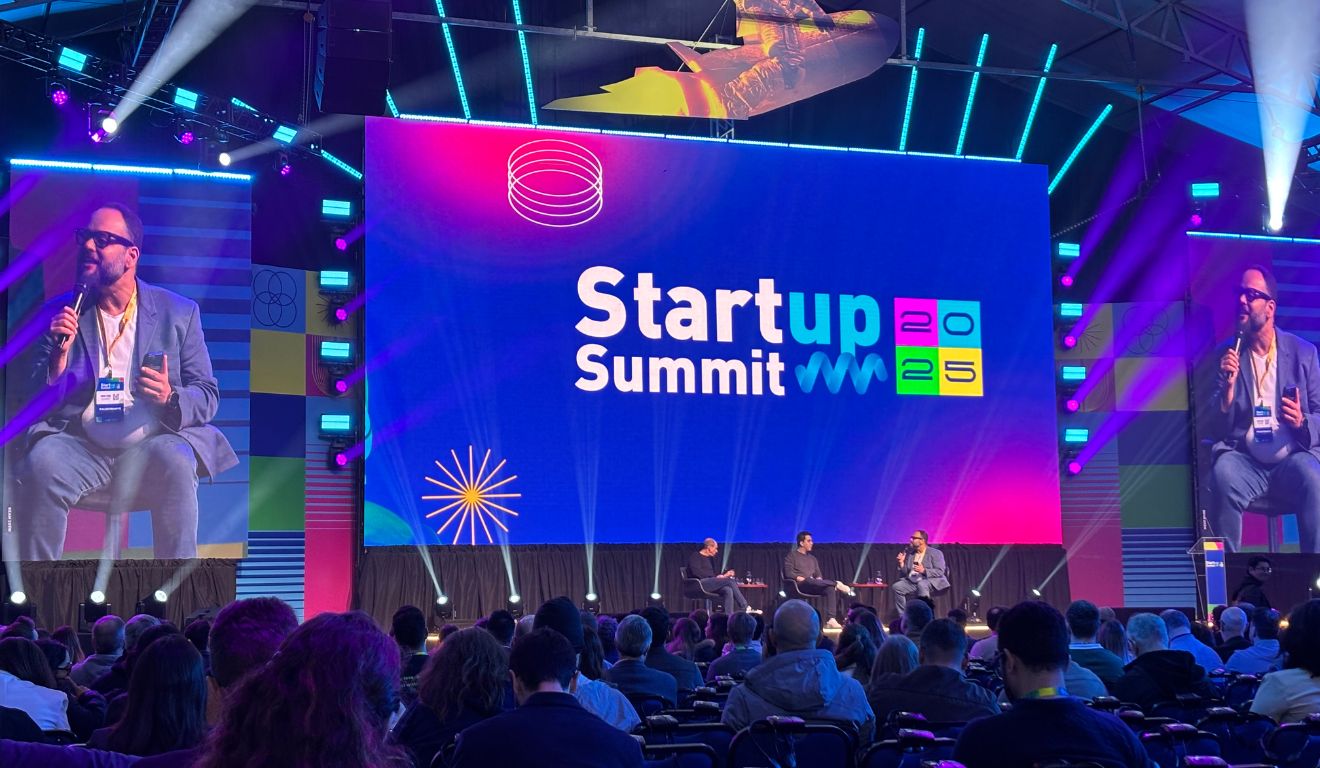 Palestra 'O Fim do SaaS como Conhecemos? A Ascensão dos Agentes de IA' trouxe ao palco Guilherme Horn, head do WhatsApp no Brasil; Rodrigo Nader, Cofundador e CEO da Langflow e Amure Pinho, Fundador e CEO Investidores.vc