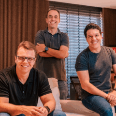 Gabriel Manzano (CTO), Toninho Garcez (COO) e Fábio Garcez (CEO), fundadores da CV CRM | Foto: divulgação