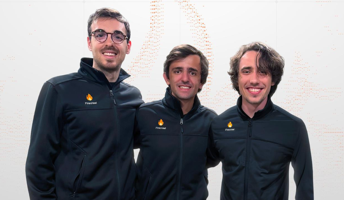Caleb Peffer (CEO) , Nicolas Silberstein Camara (CTO) e Eric Ciarla (CMO), fundadores da Firecrawl | Foto: divulgação