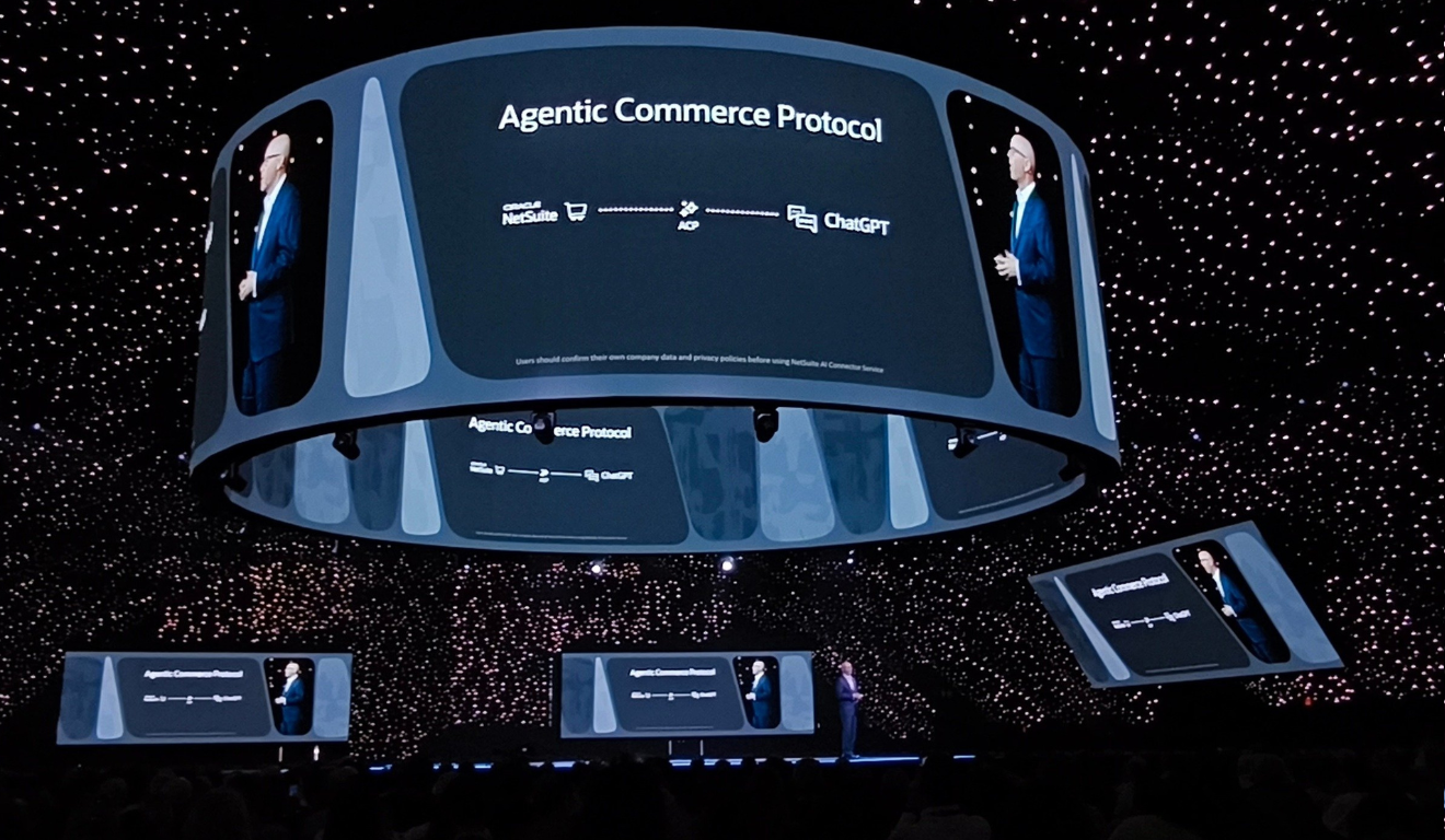 Evan Goldberg, fundador e EVP da NetSuite, no palco do SuiteWorld 2025 | Foto: Startups