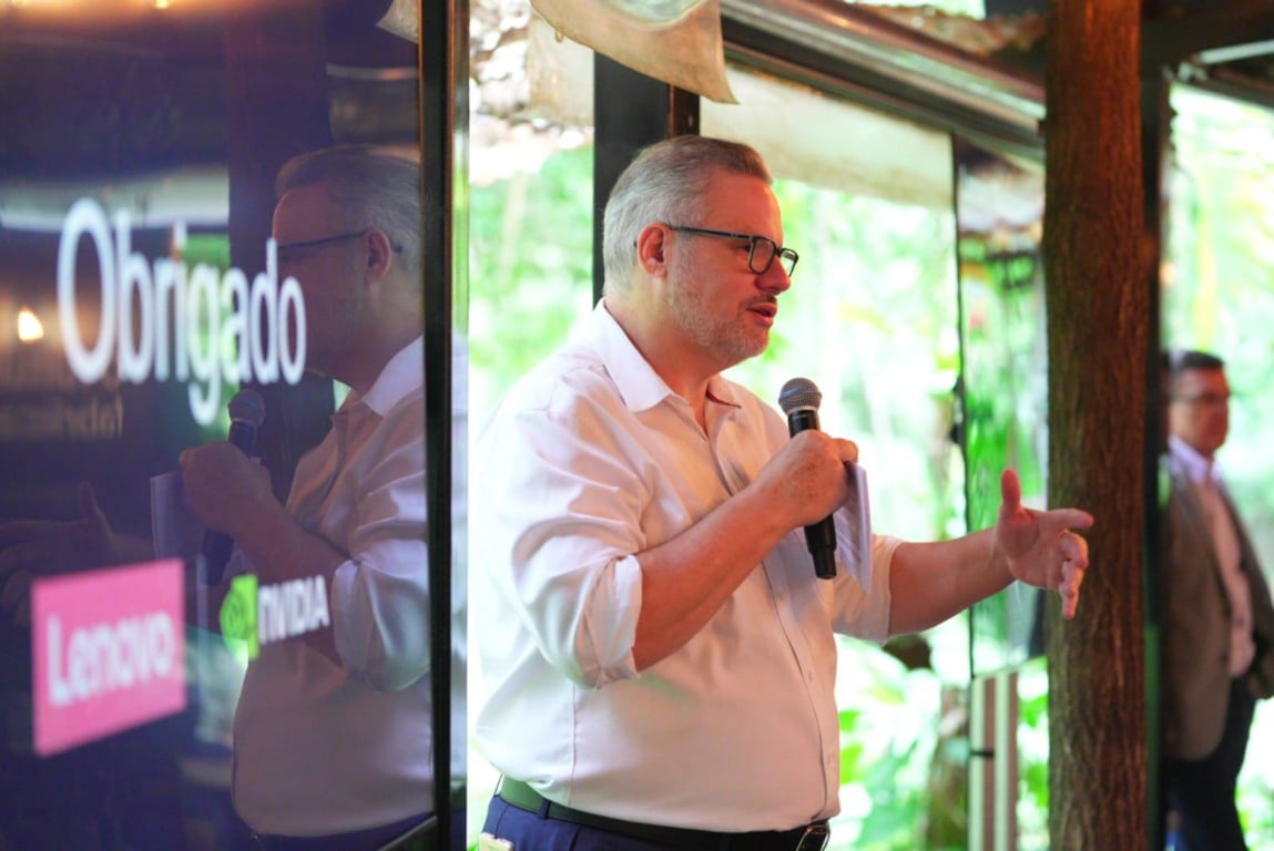 Erick Pascoalato, general manager da área de produtos de infraestrutura da Lenovo no Brasil, durante evento com jornalistas em São Paulo