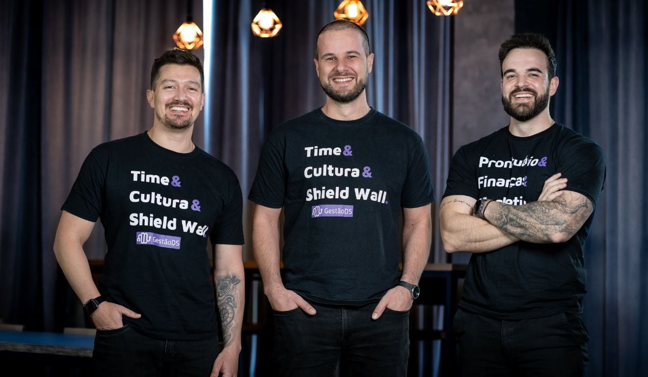 Sócios da GestãoDS: André Baptista, CTO; Marcelo Stangherlin, CEO; e Felipe Ravanello, CGBO Sócios da GestãoDS: André Baptista, CTO; Marcelo Stangherlin, CEO; e Felipe Ravanello, CGBO