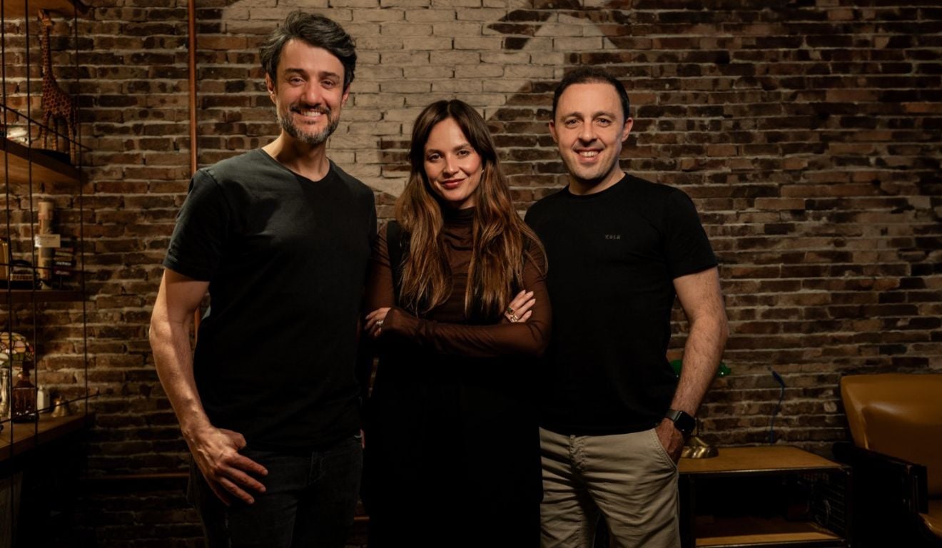 Os sócios da Hiker: Rodrigo Moreira, Ana Ragil e Guilherme Chernicharo | Crédito: Porto Filmes Os sócios da Hiker: Rodrigo Moreira, Ana Ragil e Guilherme Chernicharo | Crédito: Porto Filmes