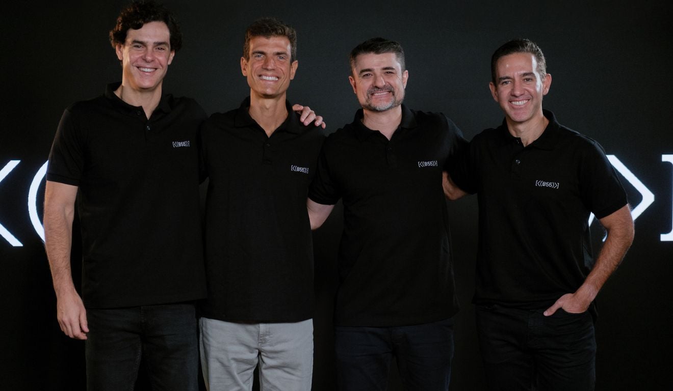 Os fundadores do B55: Guilherme Benchimol, André Street, Cristhiano Faé e David Vélez | Foto: Divulgação Os fundadores do B55: Guilherme Benchimol, André Street, Cristhiano Faé e David Vélez | Foto: Divulgação