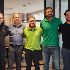 Salvatore Bruno (Vela LatAm), Alex Sander (CEO da Onegreen), Gustavo Fortunato (CEO do Ius Natura), Eduardo C&eacute;sar (Onegreen) e Leonardo Lage (Onegreen) | Foto: divulga&ccedil;&atilde;o