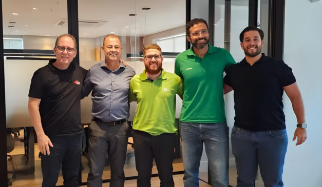 Salvatore Bruno (Vela LatAm), Alex Sander (CEO da Onegreen), Gustavo Fortunato (CEO do Ius Natura), Eduardo César (Onegreen) e Leonardo Lage (Onegreen) | Foto: divulgação