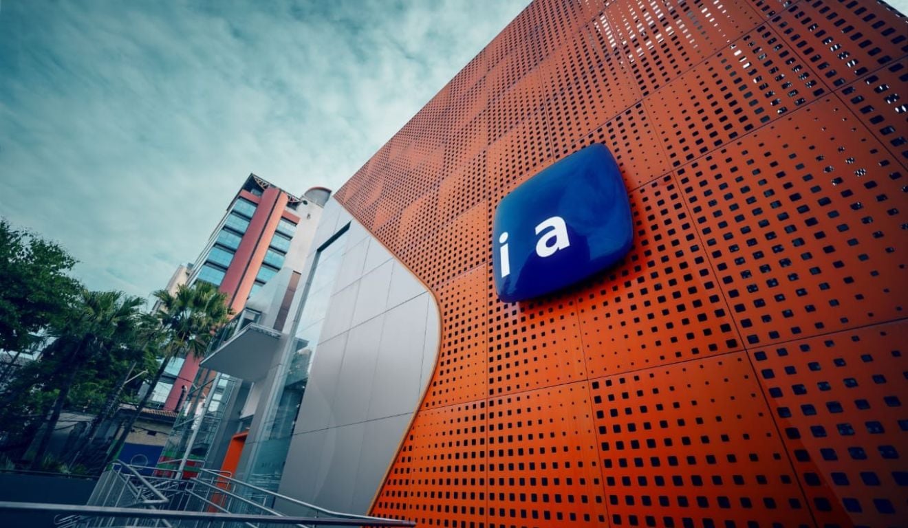 Itaú adquire NeoSpace por R$ 2,9B para reforçar IA proprietária